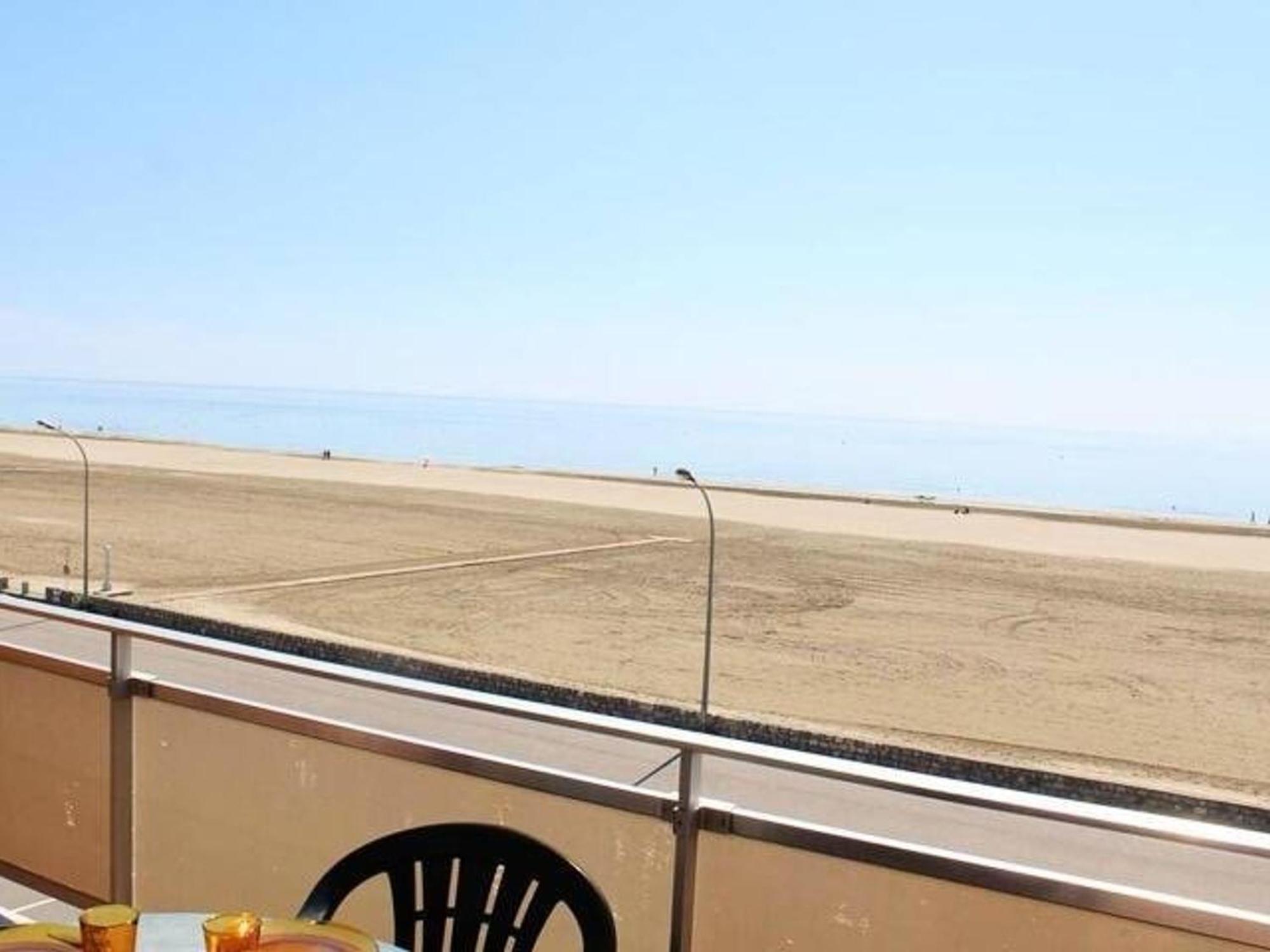 Appartement 3 Pieces Avec Parking, A 10M De La Plage - 6 Couchages - Fr-1-229C-171 Port-la-Nouvelle Buitenkant foto